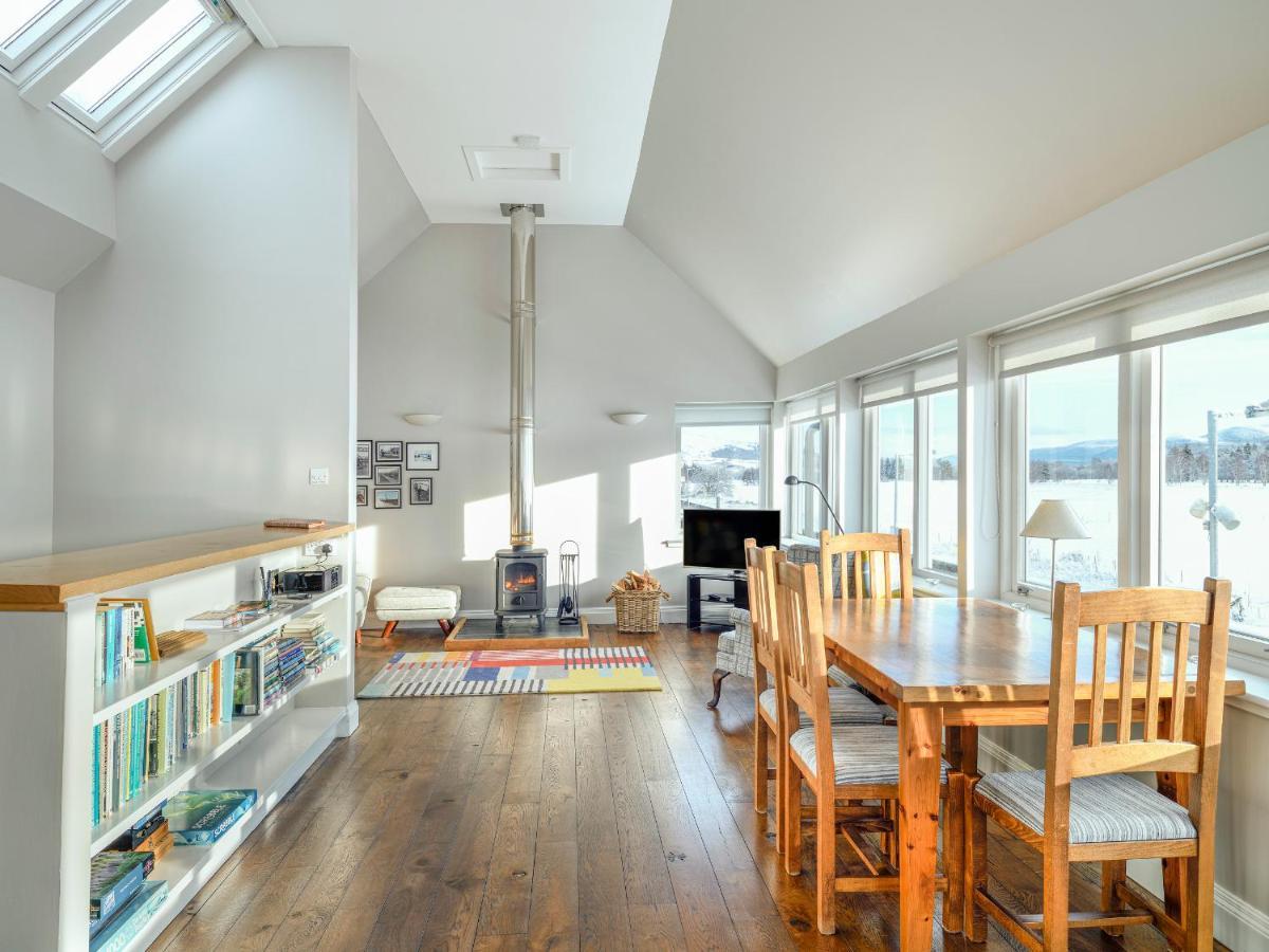 Signal Box Villa Newtonmore Exterior photo