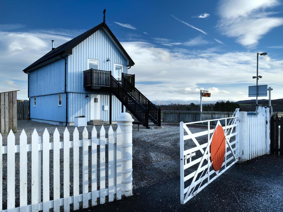 Signal Box Villa Newtonmore Exterior photo